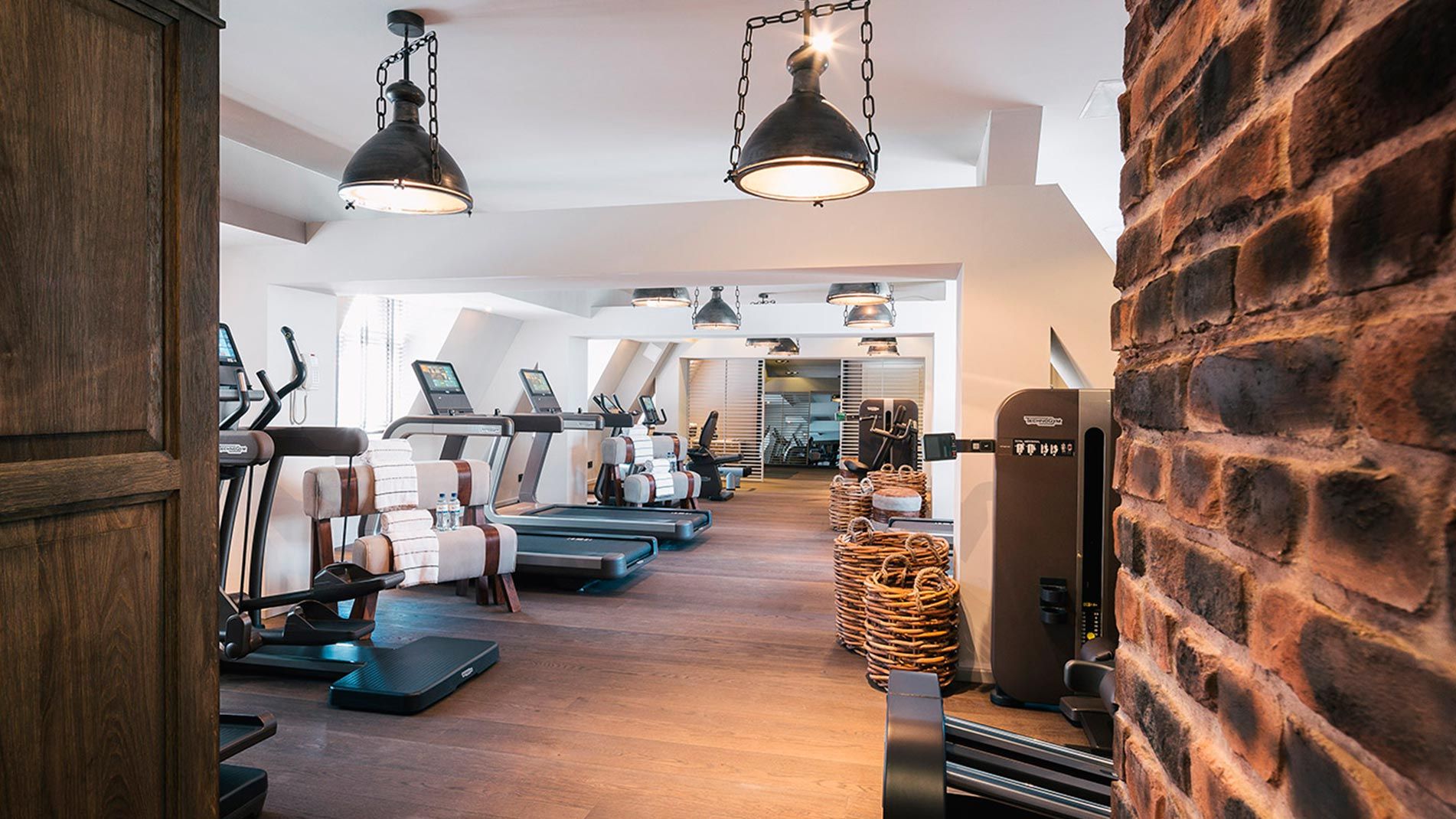 Spa &amp; Fitness | Wellnesshotel und Fitness in Hamburg - 5 Sterne