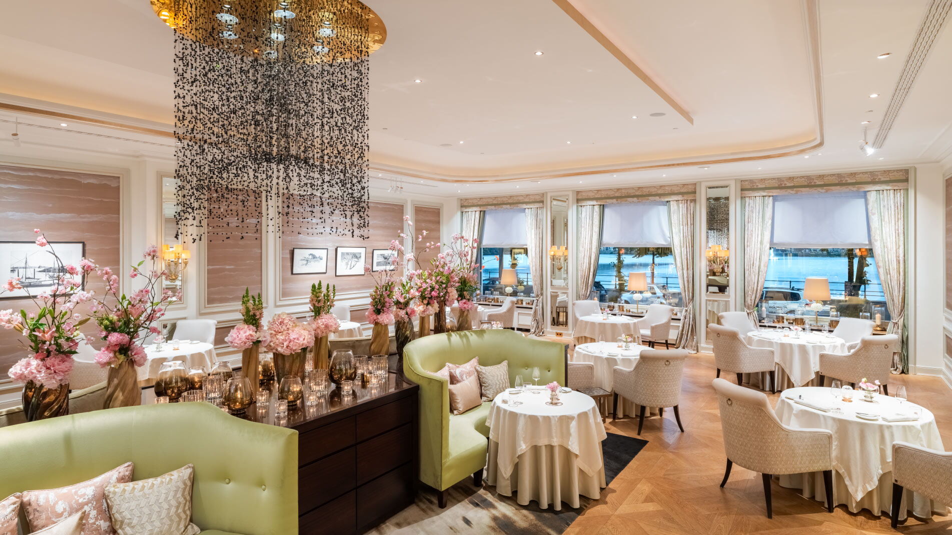 Guest room of the Restaurant Haerlin***