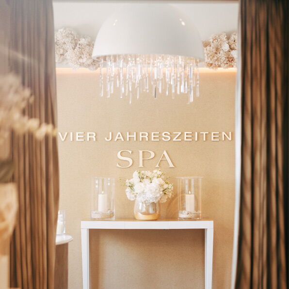 Entrance to the Spa & Fitness area at the Hotel Vier Jahreszeiten