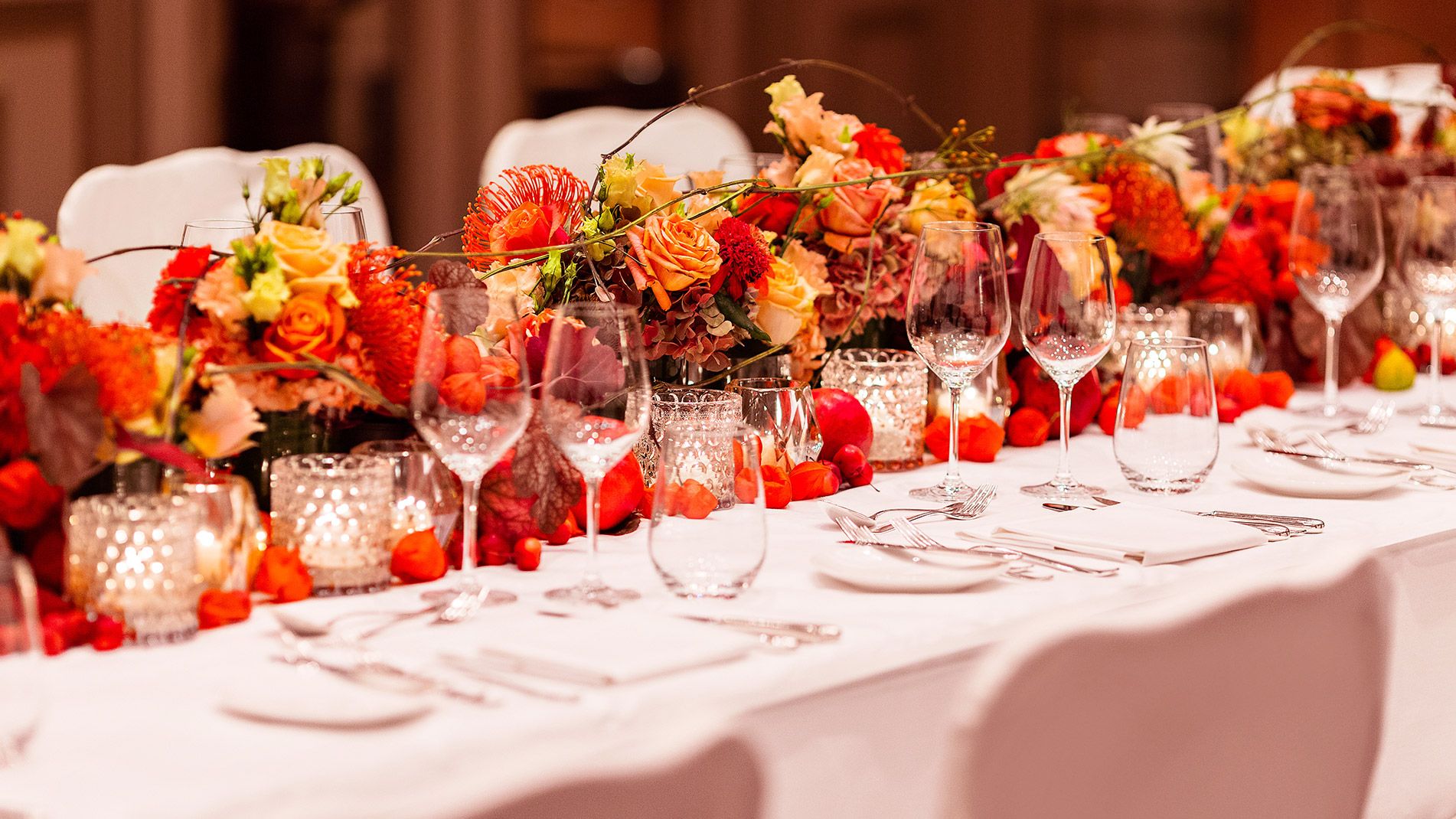 In-house florist service at the Hotel Vier Jahreszeiten - Fairmont