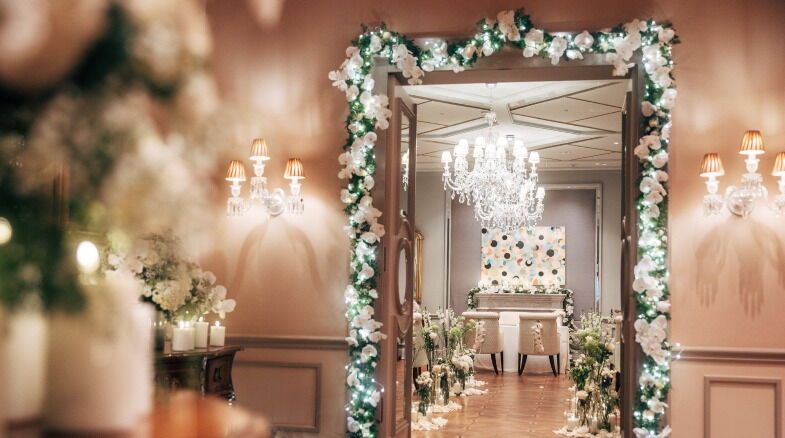Brautstrauß in der Eventlocation im Hotel Vier Jahreszeiten in Hamburg