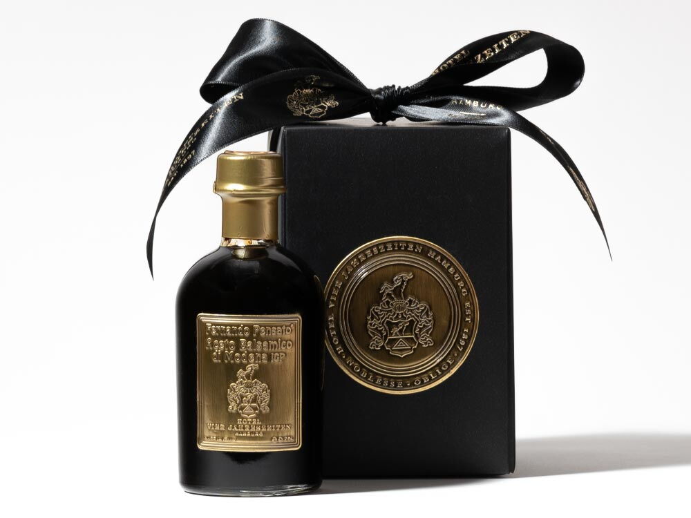 Balsamico Single (0,25L) mit Geschenkverpackung - Ein Produkt des Hotel Vier Jahreszeiten in Hamburg