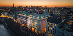 Hotel Vier Jahreszeiten Außenansicht
